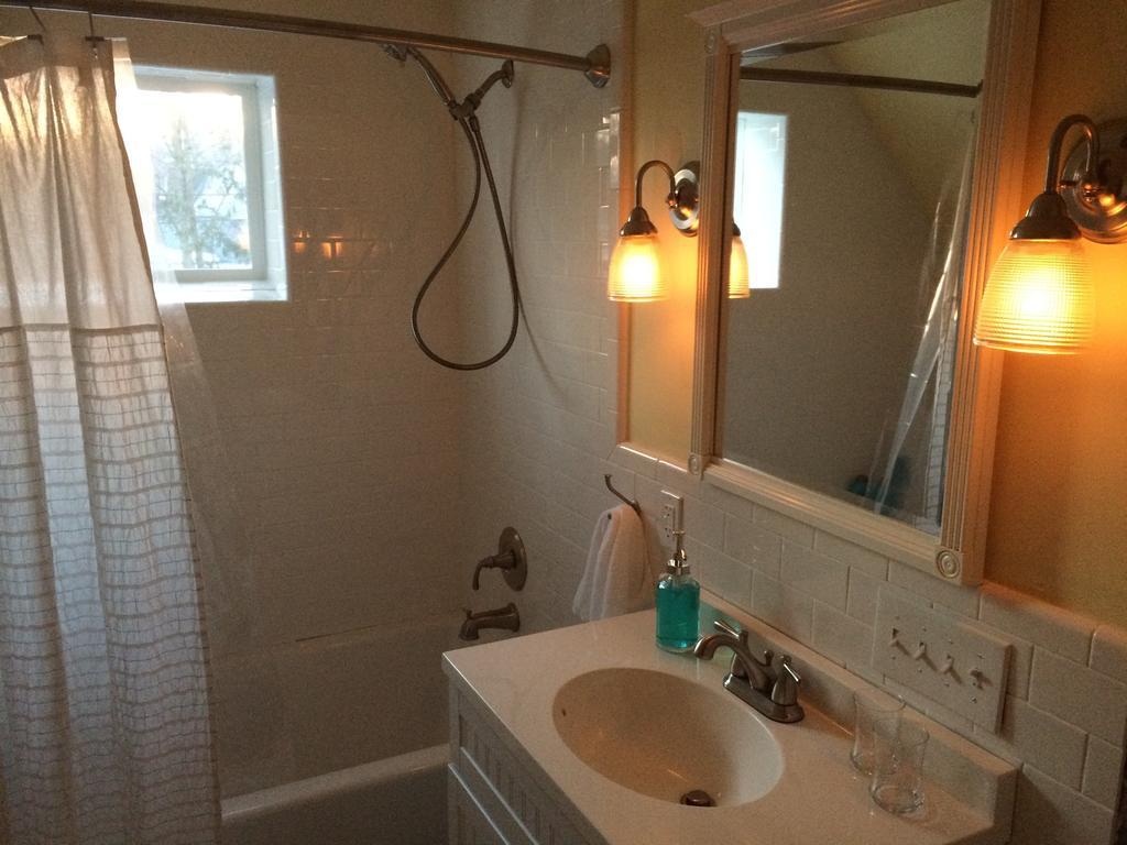 Aberdeen Stone Cottage B&B 特拉弗斯城 客房 照片